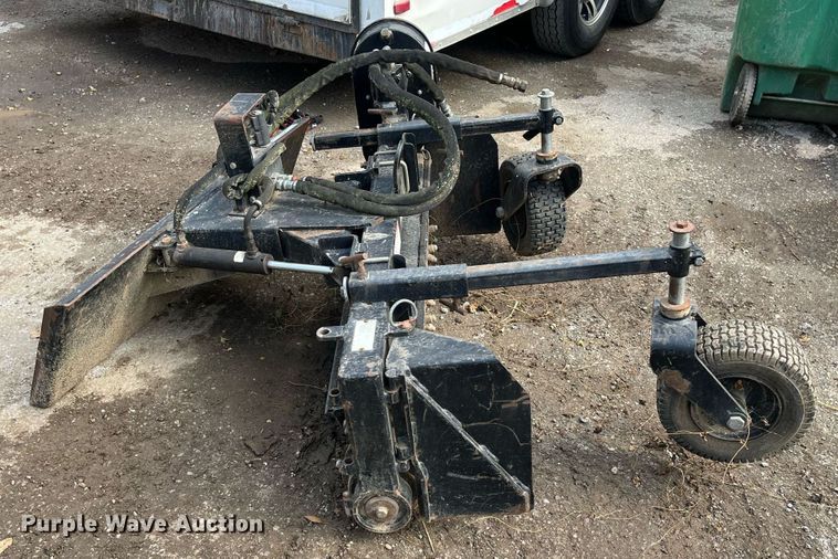 image for item MN9300 Harley M-4  skid steer power rake