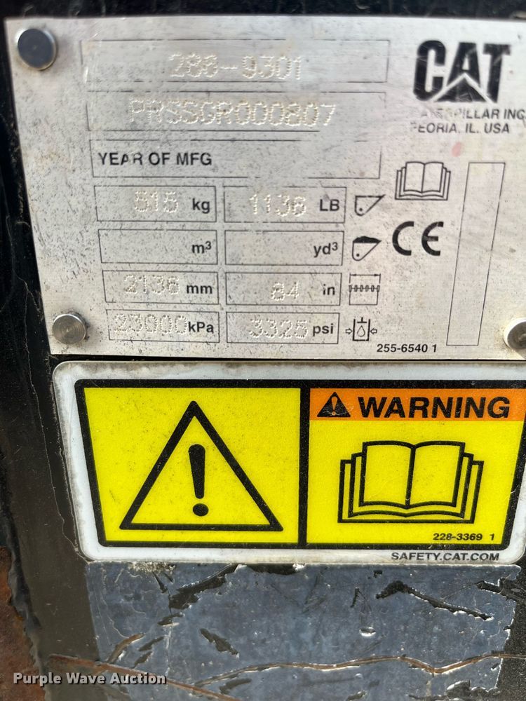 image for item MN9302 Caterpillar  84"W skid steer grapple bucket