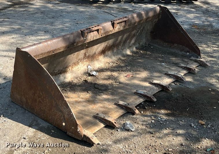 image for item MN9303 78"W skid steer bucket