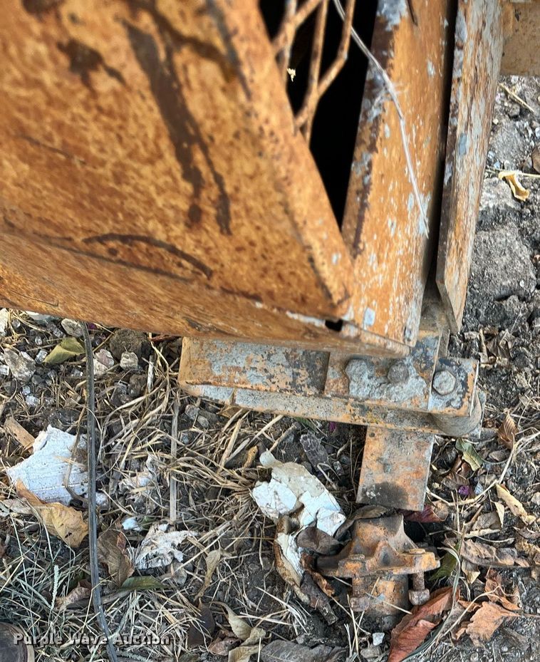 image for item MN9348 Gilson  concrete mixer