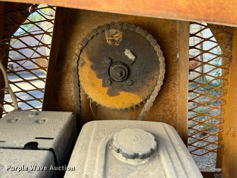 image for item MN9348 Gilson  concrete mixer