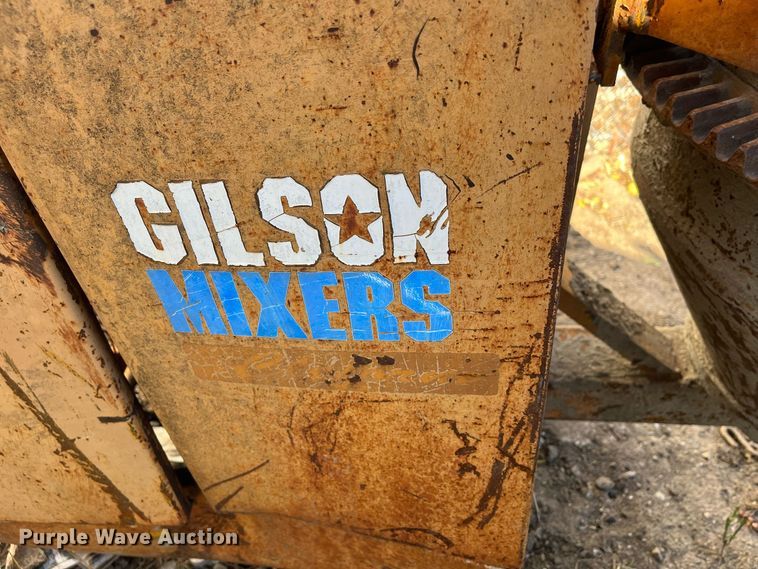 image for item MN9348 Gilson  concrete mixer