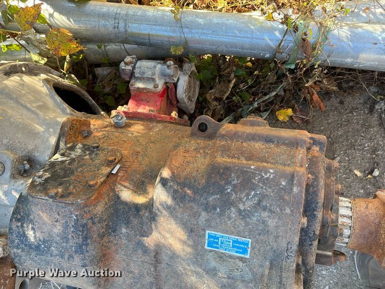 image for item MN9349 2002 Mack E7  engine