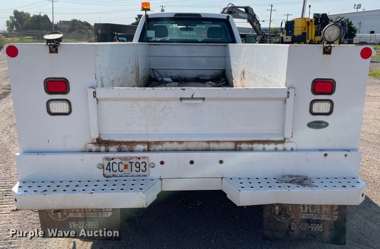 image for item MR9343 2017 Ford F550 Super Duty XL  utility / service truck