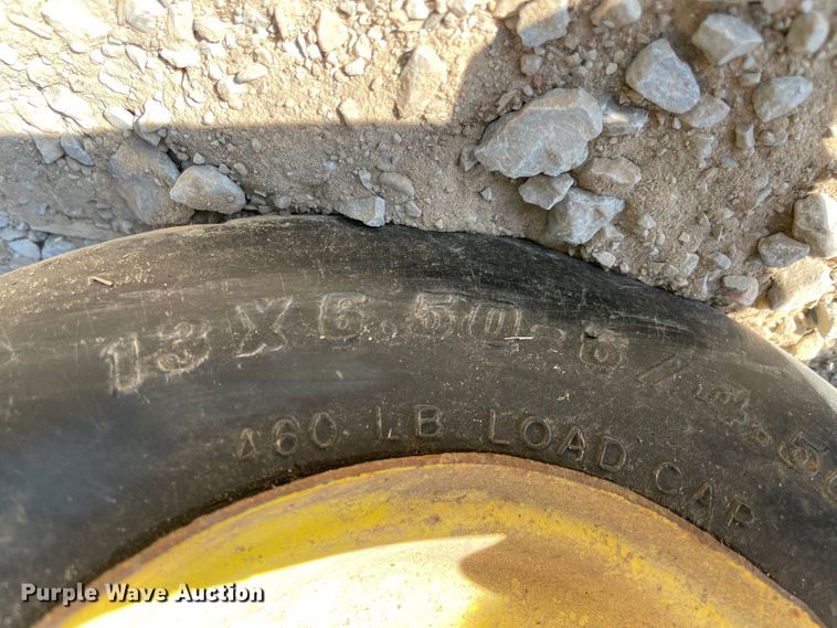 image for item MR9382 John Deere Z925M  lawn mower