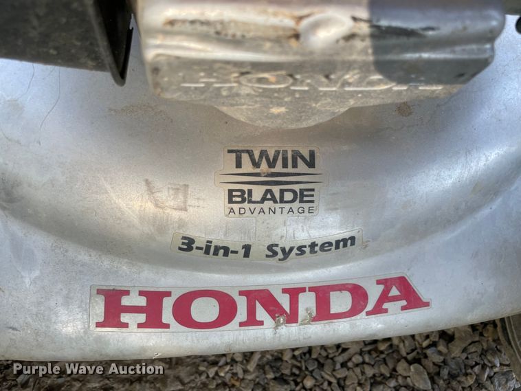 image for item MR9386 Honda  push mower