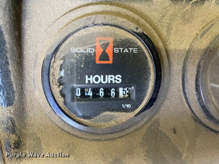 image for item MR9387 2007 Ditch Witch 1820  trencher