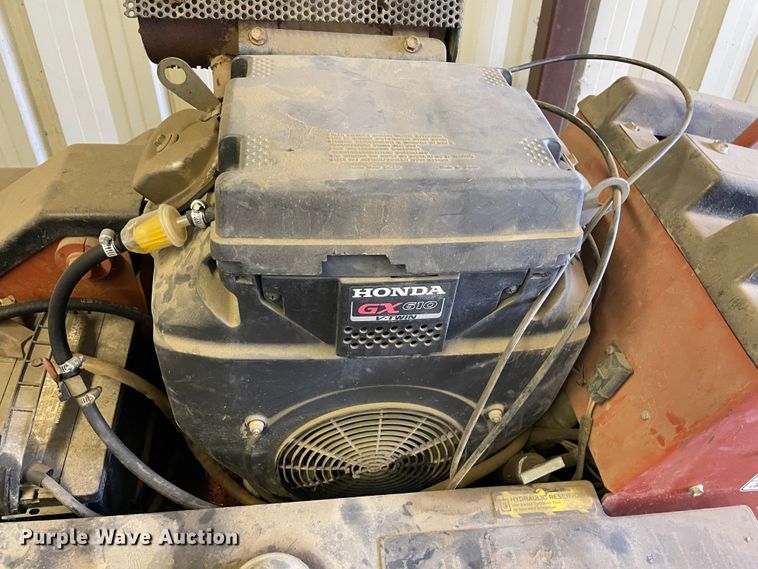 image for item MR9387 2007 Ditch Witch 1820  trencher