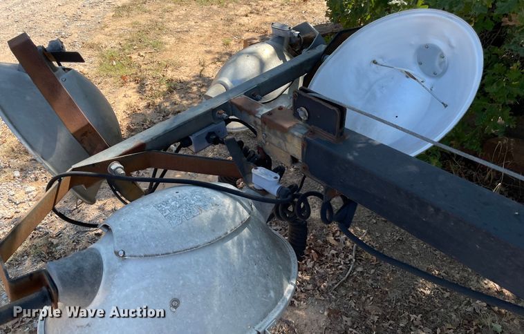 image for item MR9416 2006 Wacker LTC4  light plant