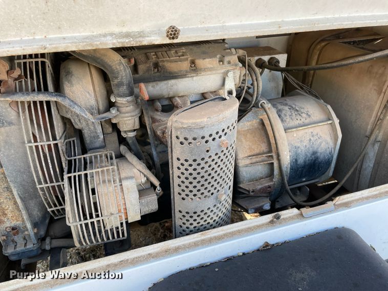 image for item MR9416 2006 Wacker LTC4  light plant