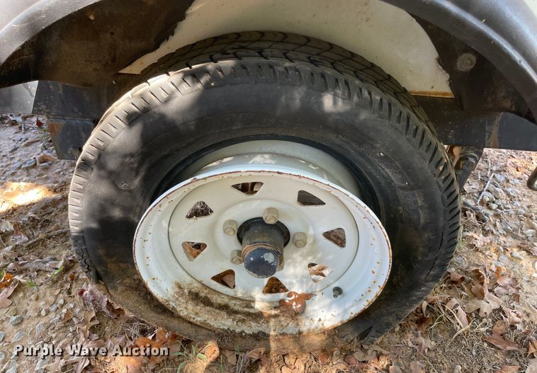 image for item MR9416 2006 Wacker LTC4  light plant