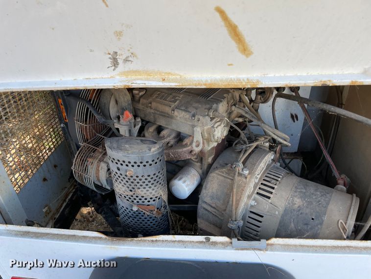 image for item MR9417 Wacker LTC4  light plant