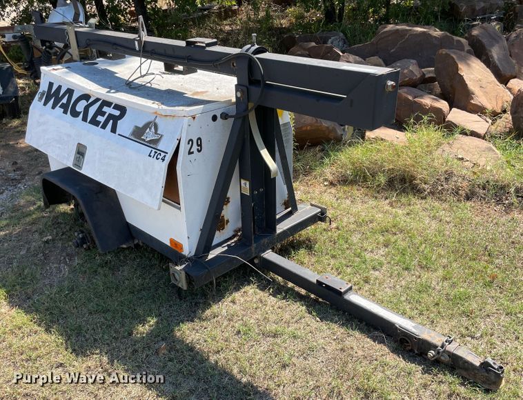 image for item MR9418 2006 Wacker LTC4  light plant