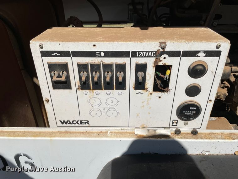 image for item MR9418 2006 Wacker LTC4  light plant