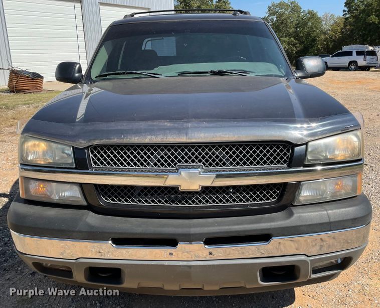 image for item MR9420 2005 Chevrolet Avalanche 1500  pickup truck