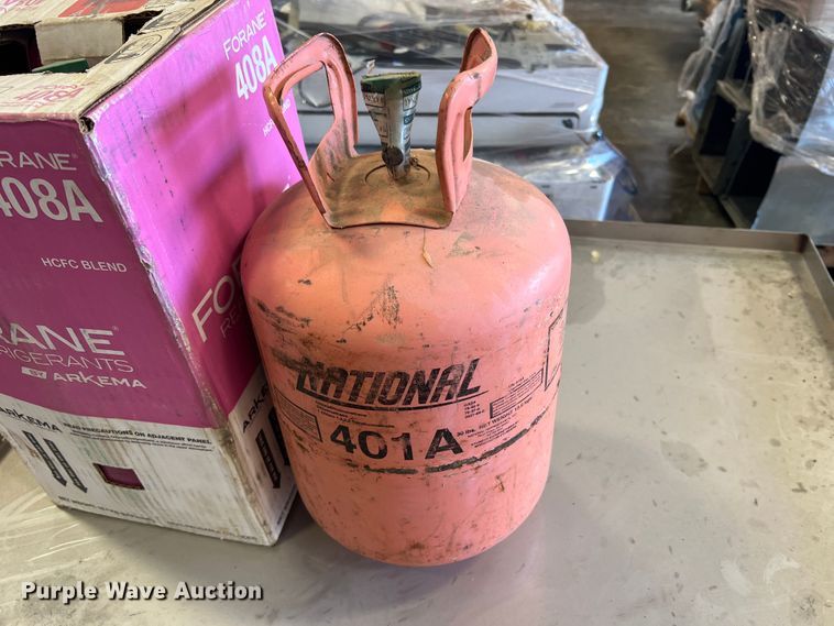 image for item MR9831 (6) pallets of HVAC parts