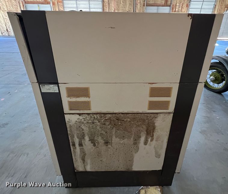 image for item MR9927 Cummins 1460  paper shredder