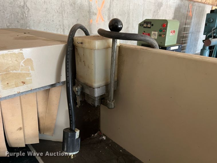 image for item MR9927 Cummins 1460  paper shredder