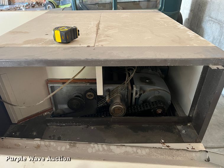 image for item MR9927 Cummins 1460  paper shredder