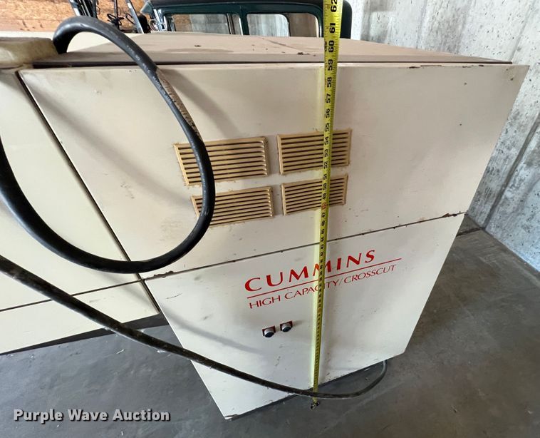 image for item MR9927 Cummins 1460  paper shredder