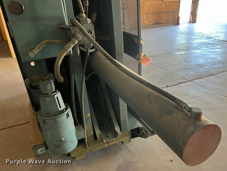 image for item MR9929 Marathon 6030  cardboard baler