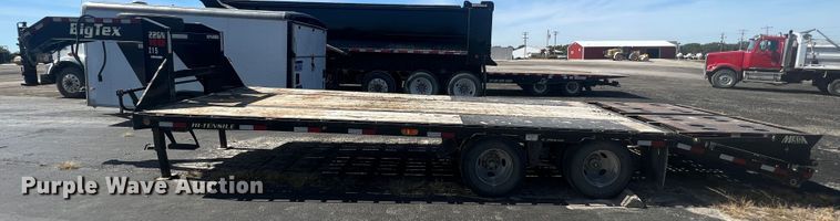 image for item MR9942 2017 Bigtex 22GN-20BK+5MR  equipment trailer