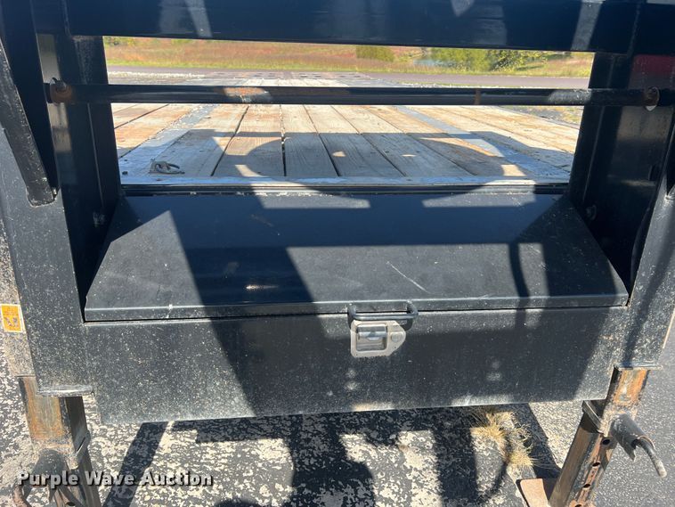 image for item MR9942 2017 Bigtex 22GN-20BK+5MR  equipment trailer