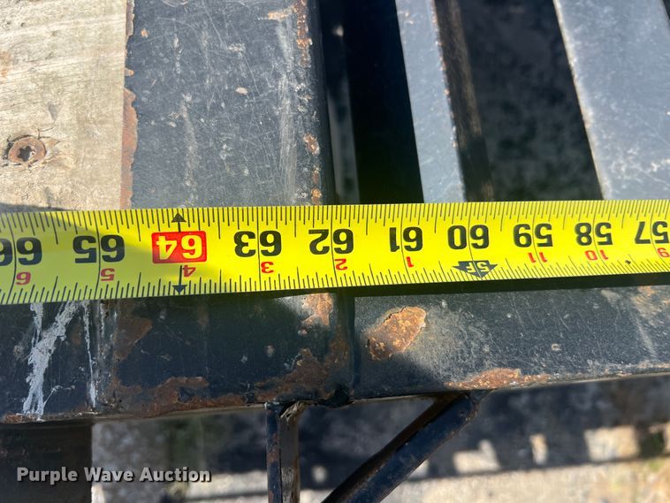 image for item MR9942 2017 Bigtex 22GN-20BK+5MR  equipment trailer