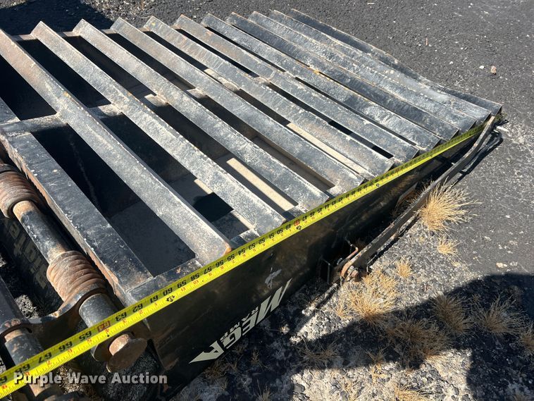 image for item MR9942 2017 Bigtex 22GN-20BK+5MR  equipment trailer