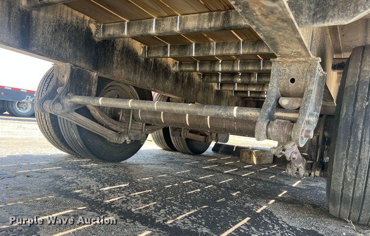 image for item MR9942 2017 Bigtex 22GN-20BK+5MR  equipment trailer