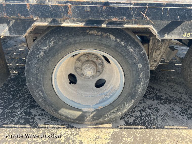 image for item MR9942 2017 Bigtex 22GN-20BK+5MR  equipment trailer