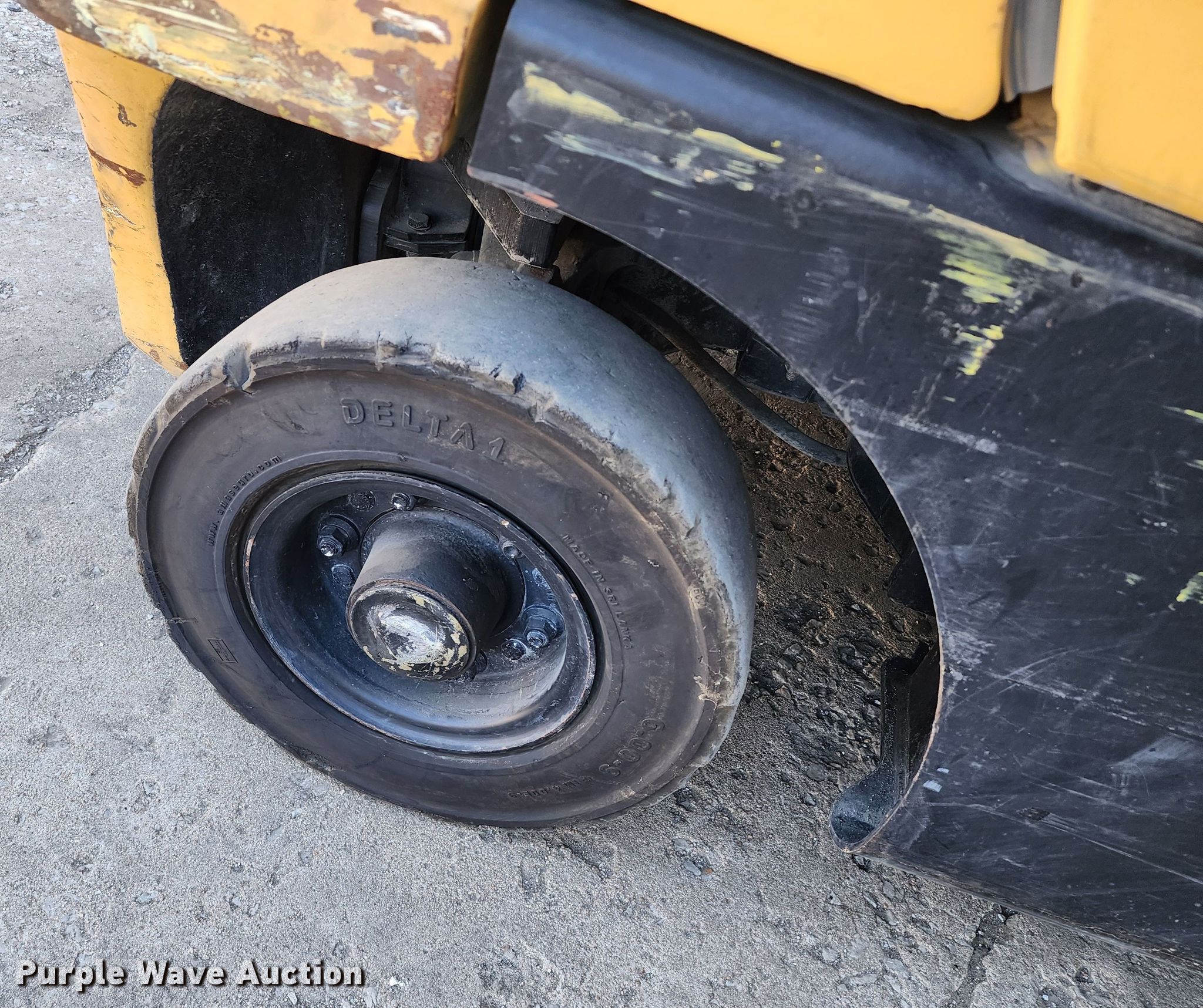 Hyster H50FT forklift in Kansas City, MO Item KH9257 sold Purple Wave
