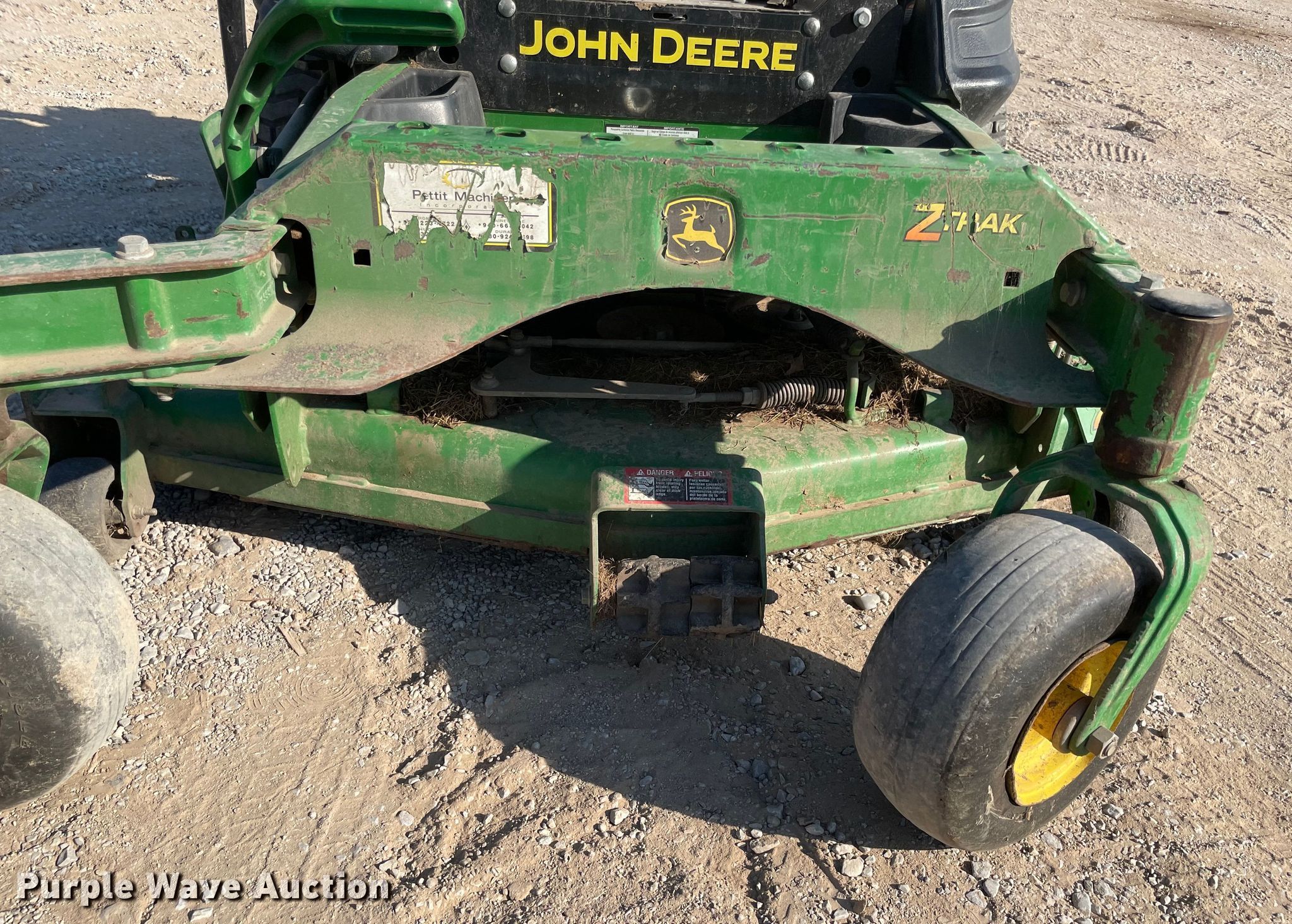 John Deere Z925M lawn mower in Ardmore, OK Item MR9382 sold Purple Wave