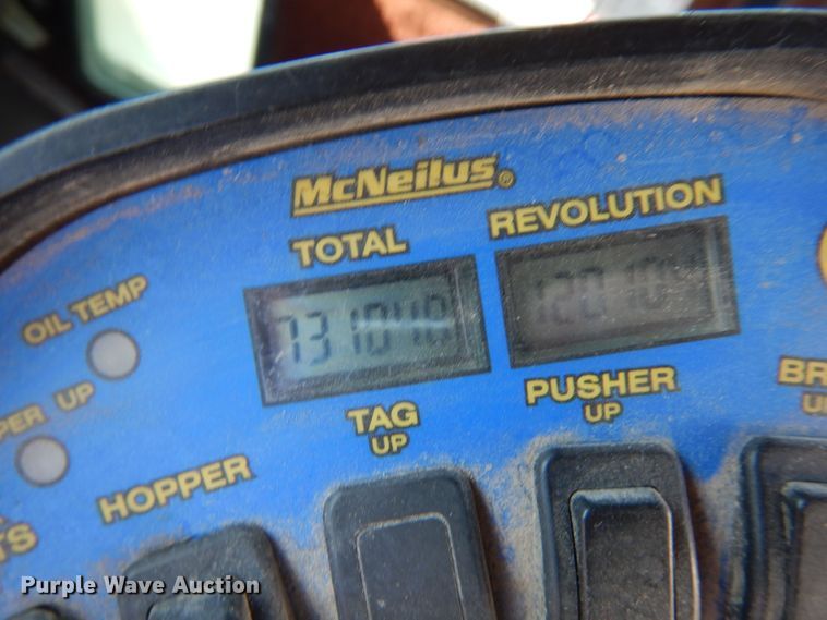 image for item DF8124 2001 Kenworth W900  ready mix truck