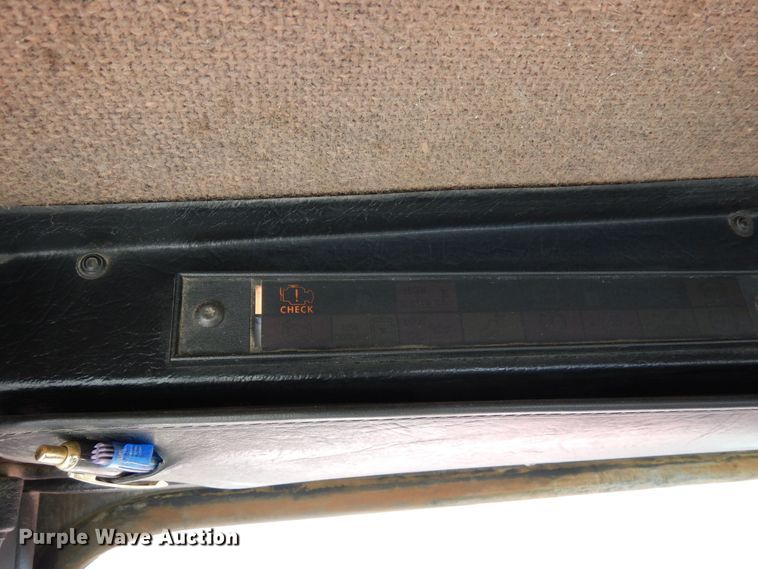 image for item DF8124 2001 Kenworth W900  ready mix truck