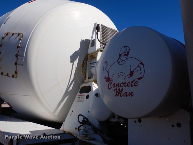 image for item DF8124 2001 Kenworth W900  ready mix truck