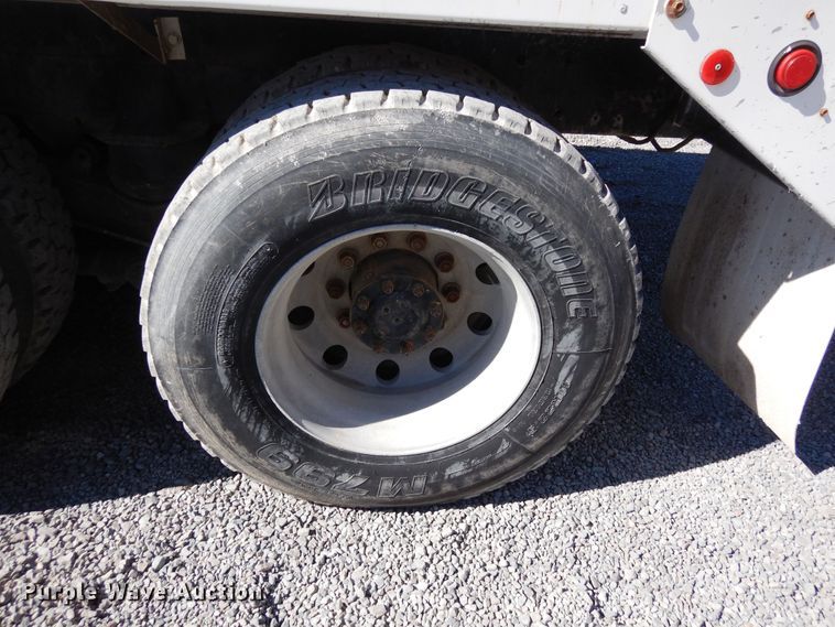 image for item DF8124 2001 Kenworth W900  ready mix truck