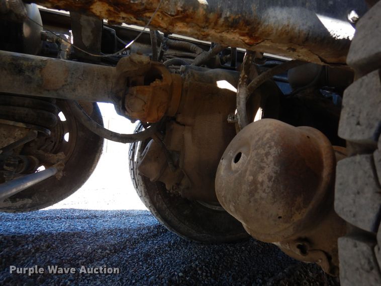 image for item DF8124 2001 Kenworth W900  ready mix truck