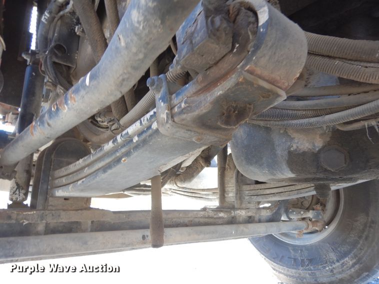 image for item DF8124 2001 Kenworth W900  ready mix truck