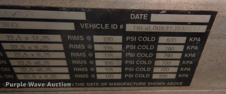 image for item DF8124 2001 Kenworth W900  ready mix truck