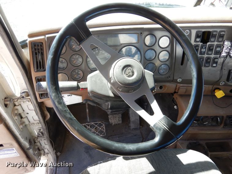 image for item DF8125 2004 Mack CV513 Granite  ready mix truck