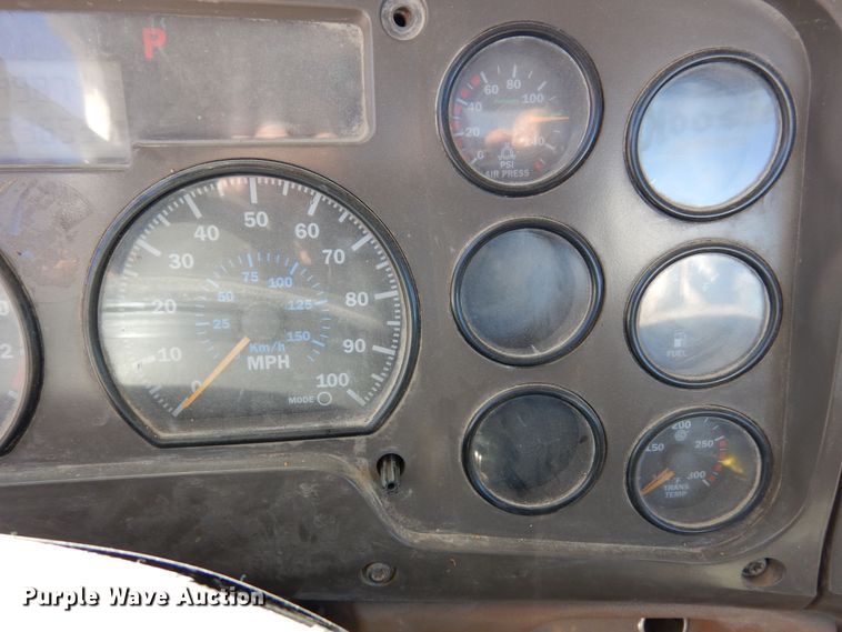 image for item DF8125 2004 Mack CV513 Granite  ready mix truck