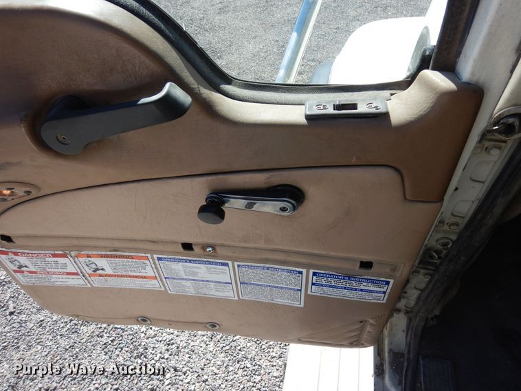 image for item DF8125 2004 Mack CV513 Granite  ready mix truck