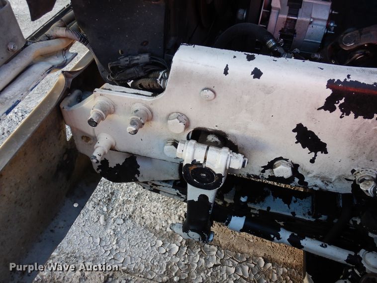 image for item DF8125 2004 Mack CV513 Granite  ready mix truck