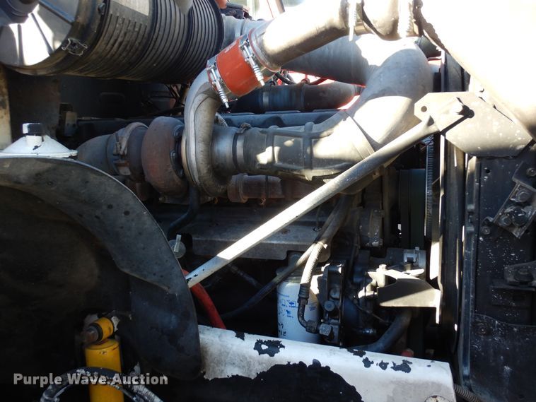 image for item DF8125 2004 Mack CV513 Granite  ready mix truck