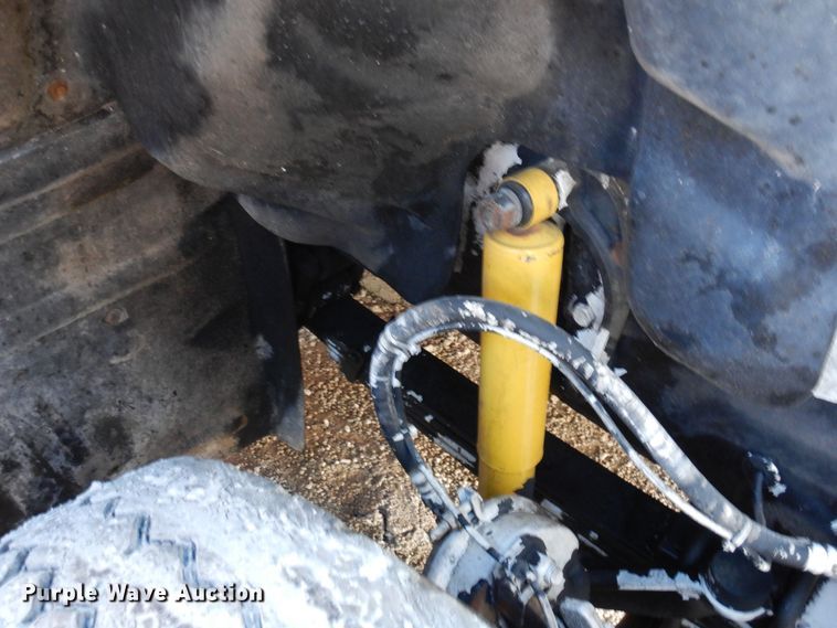 image for item DF8125 2004 Mack CV513 Granite  ready mix truck