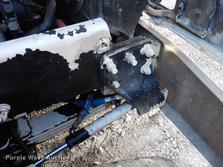 image for item DF8125 2004 Mack CV513 Granite  ready mix truck