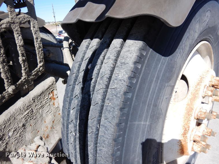 image for item DF8125 2004 Mack CV513 Granite  ready mix truck