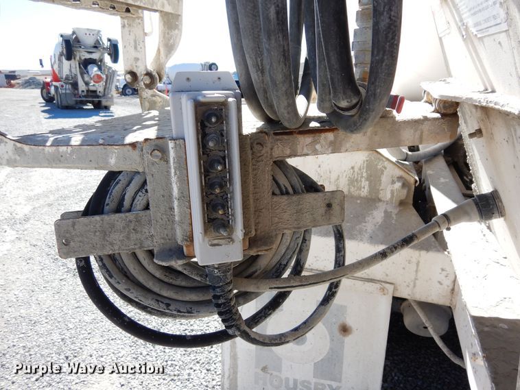 image for item DF8125 2004 Mack CV513 Granite  ready mix truck