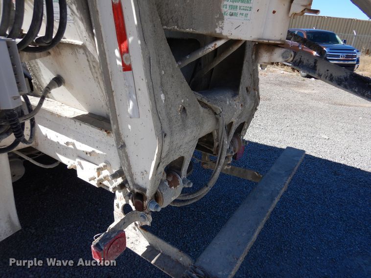 image for item DF8125 2004 Mack CV513 Granite  ready mix truck